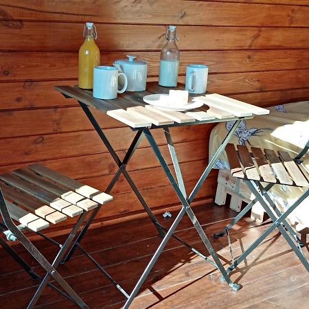 ホテル Wee Hoose Glamping 3 Kinbrace エクステリア 写真